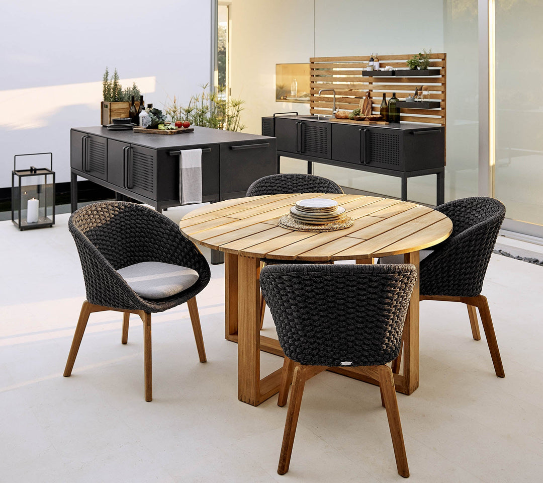The Decorators: Scaun de exterior Cane-line Peacock Gri deschis