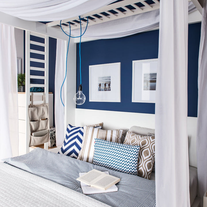 The Decorators: Scara verticala pentru pat cu baldachin VOX 4 You