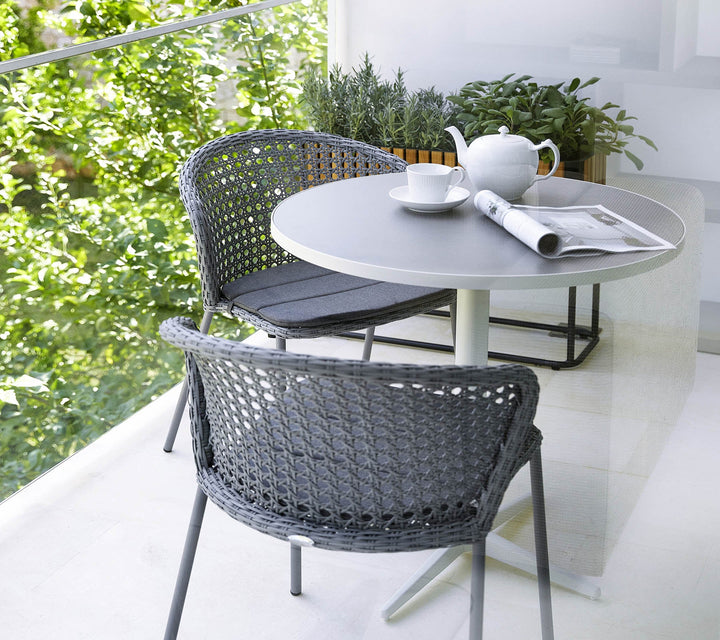 The Decorators: Scaun de exterior Cane-line Lean