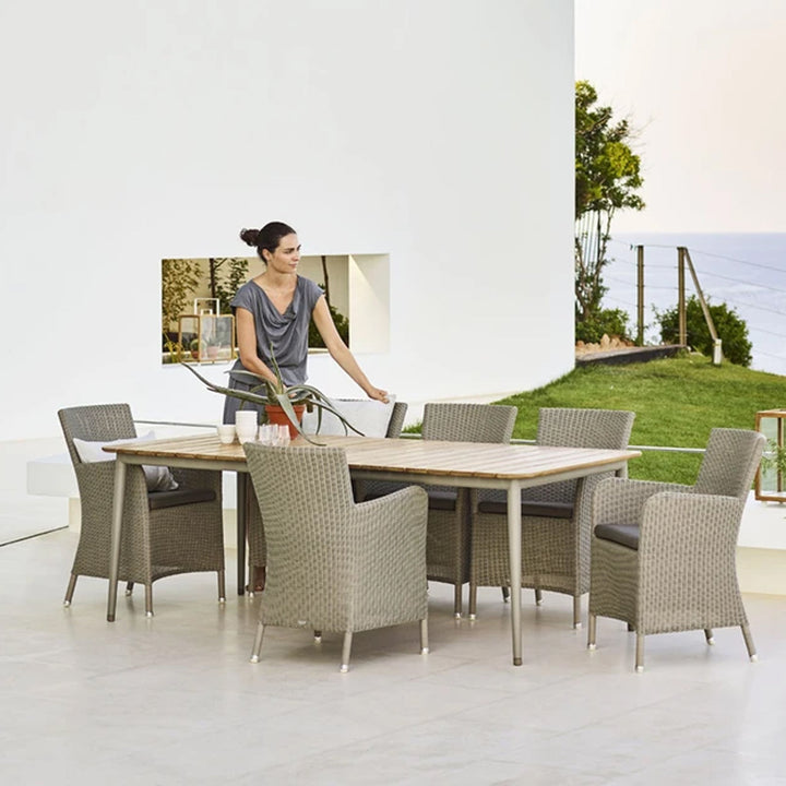 The Decorators: Scaun de exterior Cane-line Hampsted Taupe