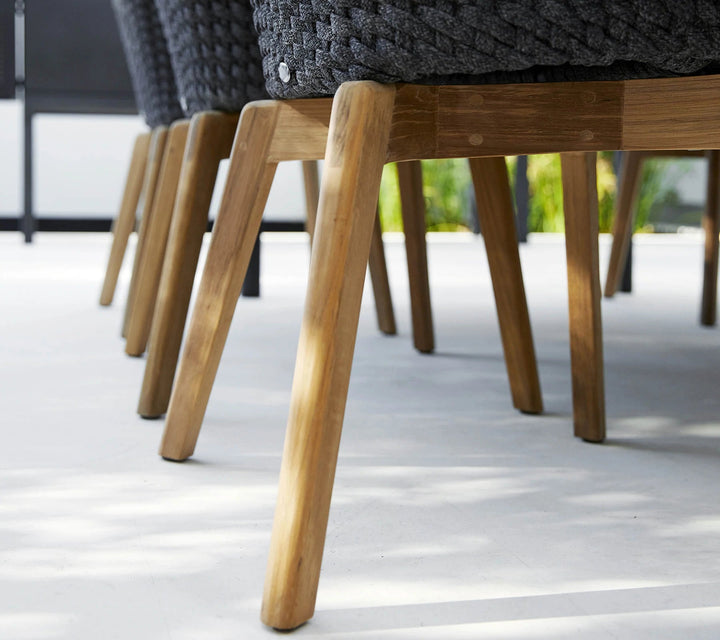 The Decorators: Scaun de exterior Cane-line Peacock Gri deschis