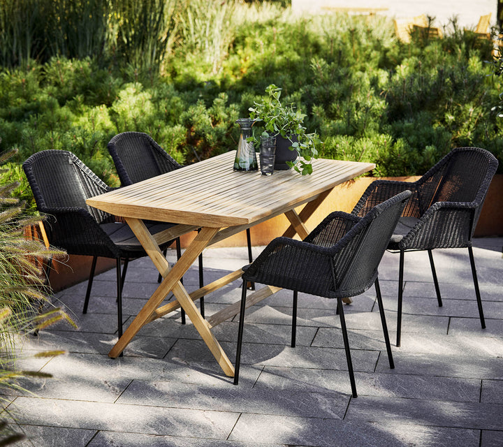 The Decorators: Scaun de exterior Cane-line Breeze Negru