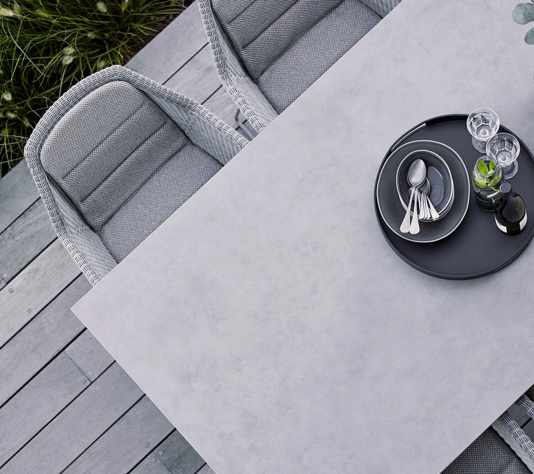 The Decorators: Scaun de exterior Cane-line Breeze Negru