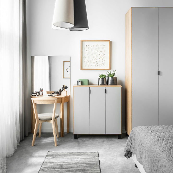 The Decorators: Comoda cu usi VOX Simple