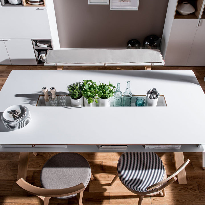 The Decorators: Scaun VOX Closer