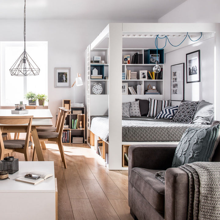 The Decorators: Scaun VOX Closer
