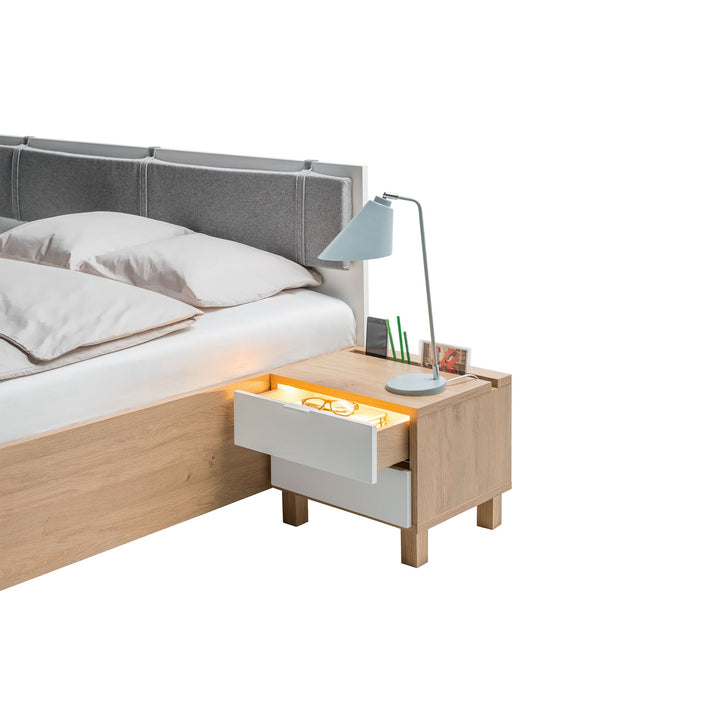 The Decorators: Noptiera cu sertare si sistem pentru accesorii VOX Simple