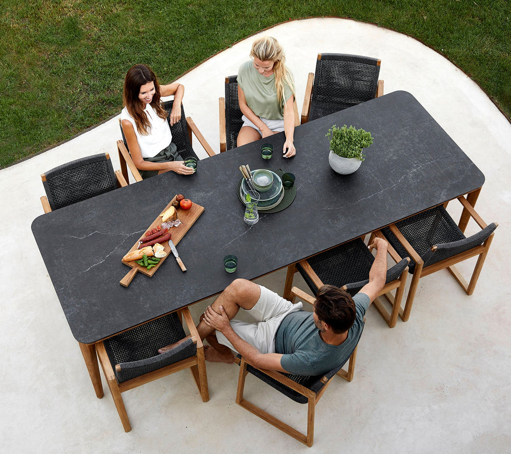 The Decorators: Masa de exterior Cane-line Aspect Teak/Fossil black