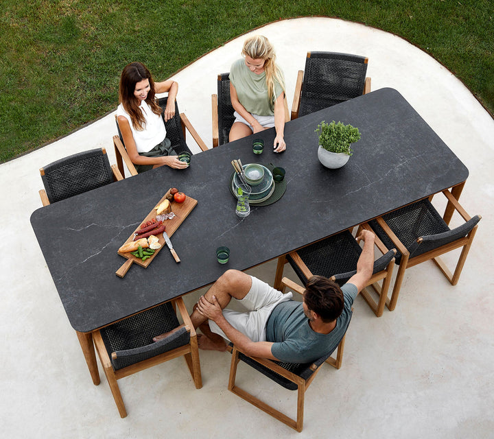 The Decorators: Masa de exterior Cane-line Aspect Teak/Fossil black