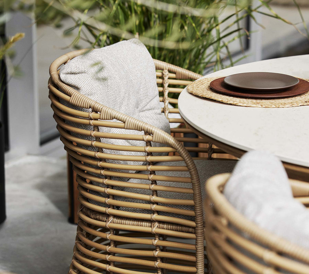 The Decorators: Scaun de exterior Cane-line Basket natural