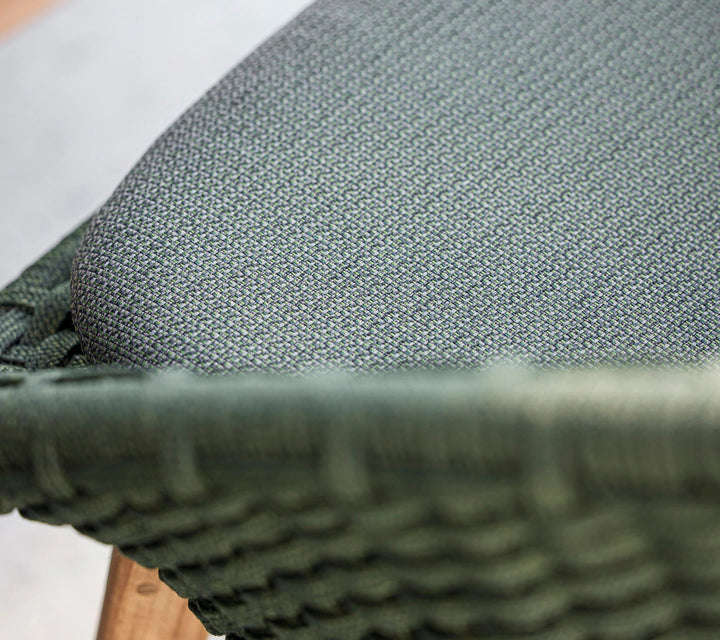 The Decorators: Scaun de exterior Cane-line Peacock Gri deschis