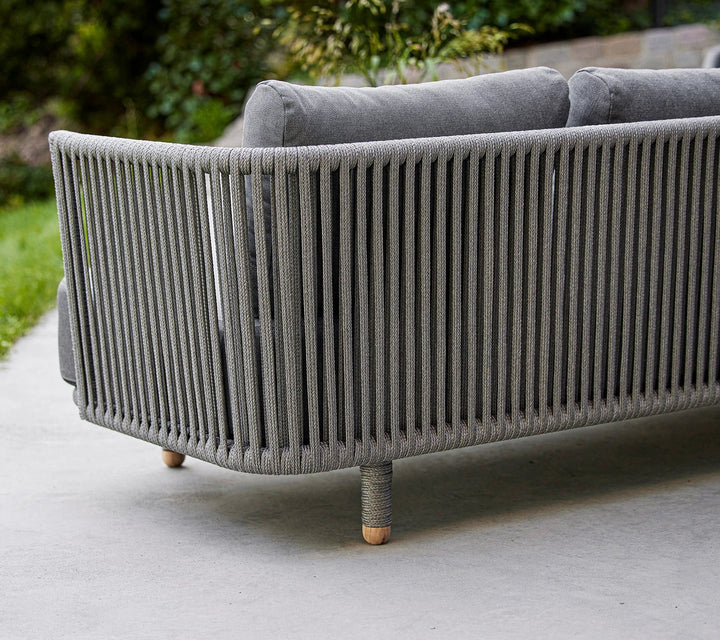 The Decorators: Canapea de exterior 3 locuri Cane-line Moments