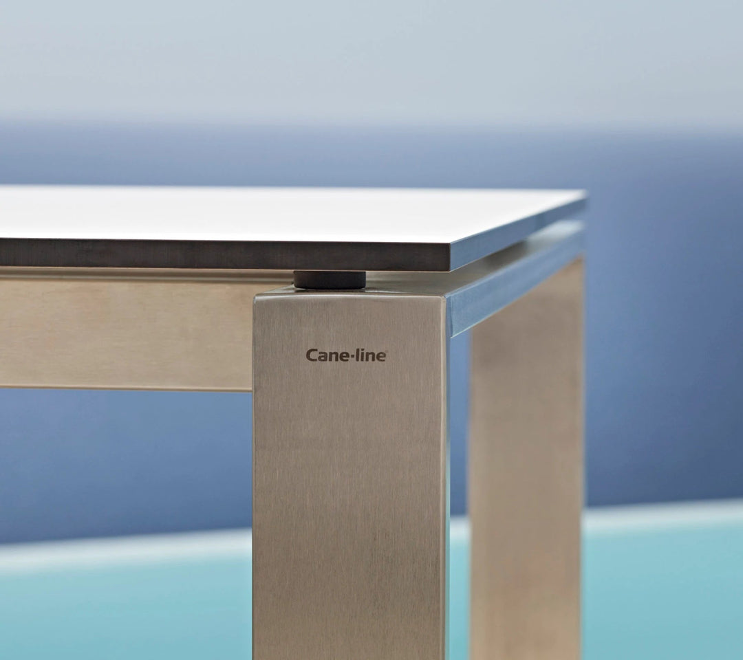 The Decorators: Masa de exterior Cane-line Edge 210/330x100 cm Stainless Steel/Concrete grey