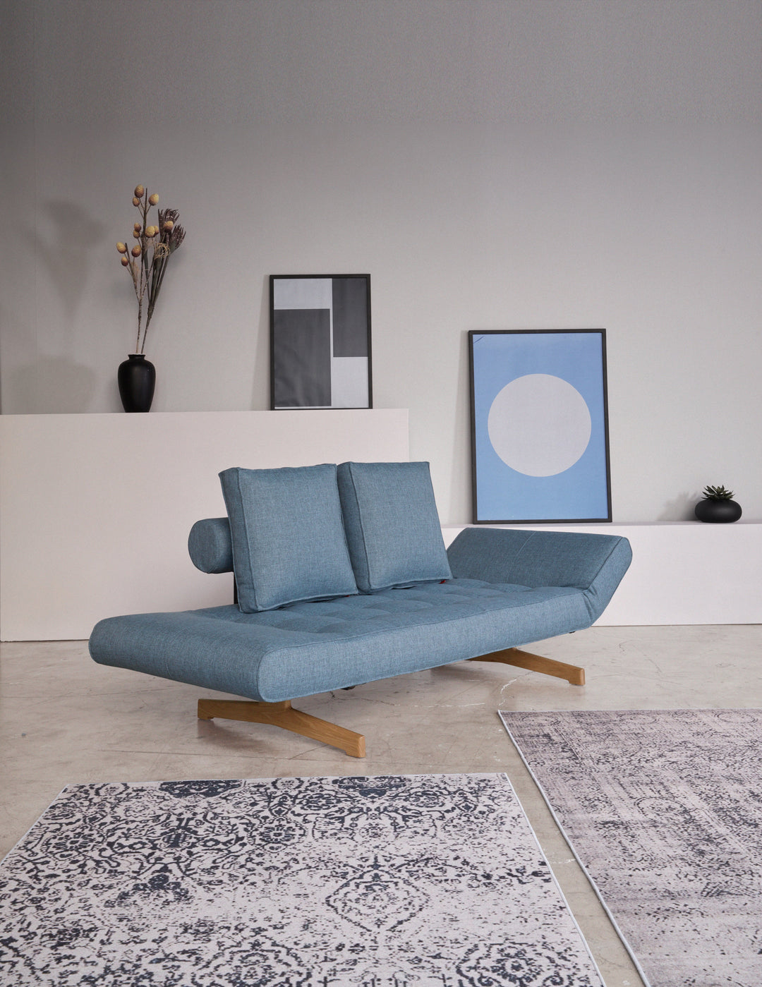 The Decorators: Canapea extensibila Ghia Wood Mixed Dance Light Blue 80x210 cm