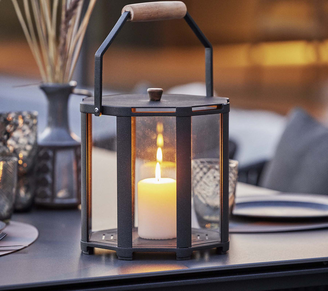 The Decorators: Felinar Cane-line Lightlux teak small