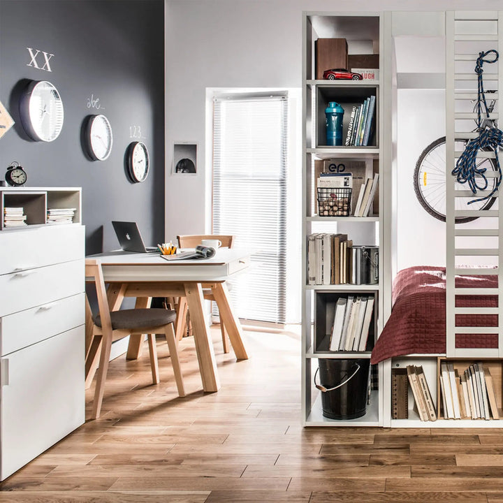 The Decorators: Masa dining VOX 4 You 100x100cm