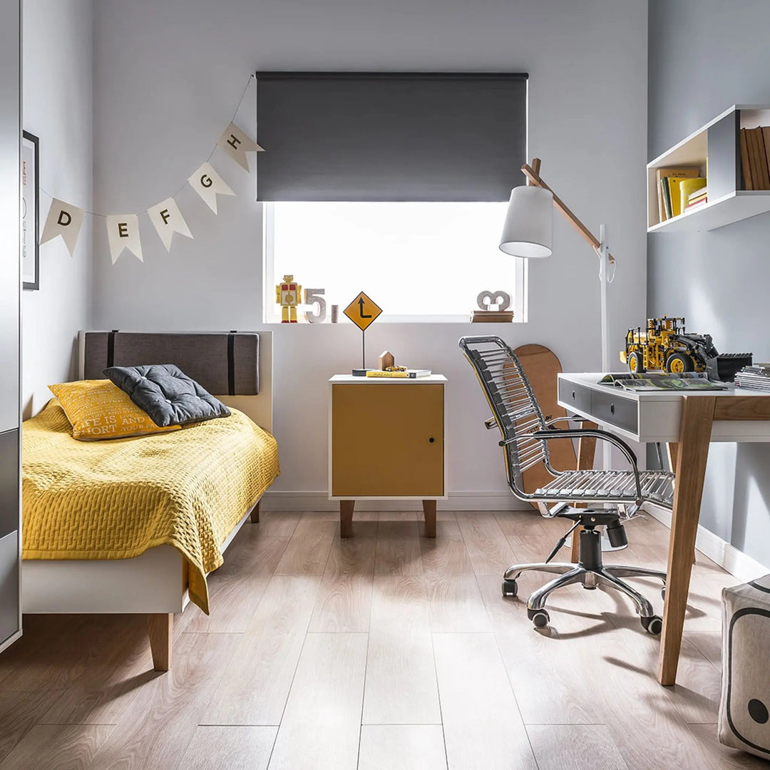 The Decorators: Noptiera inalta VOX Concept