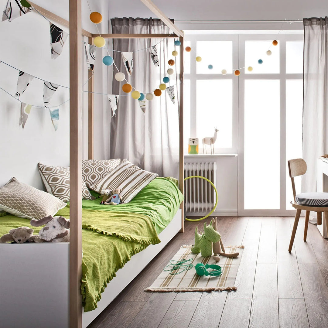 The Decorators: Pat suplimentar pentru pat cu baldachin VOX 4 You 90x200