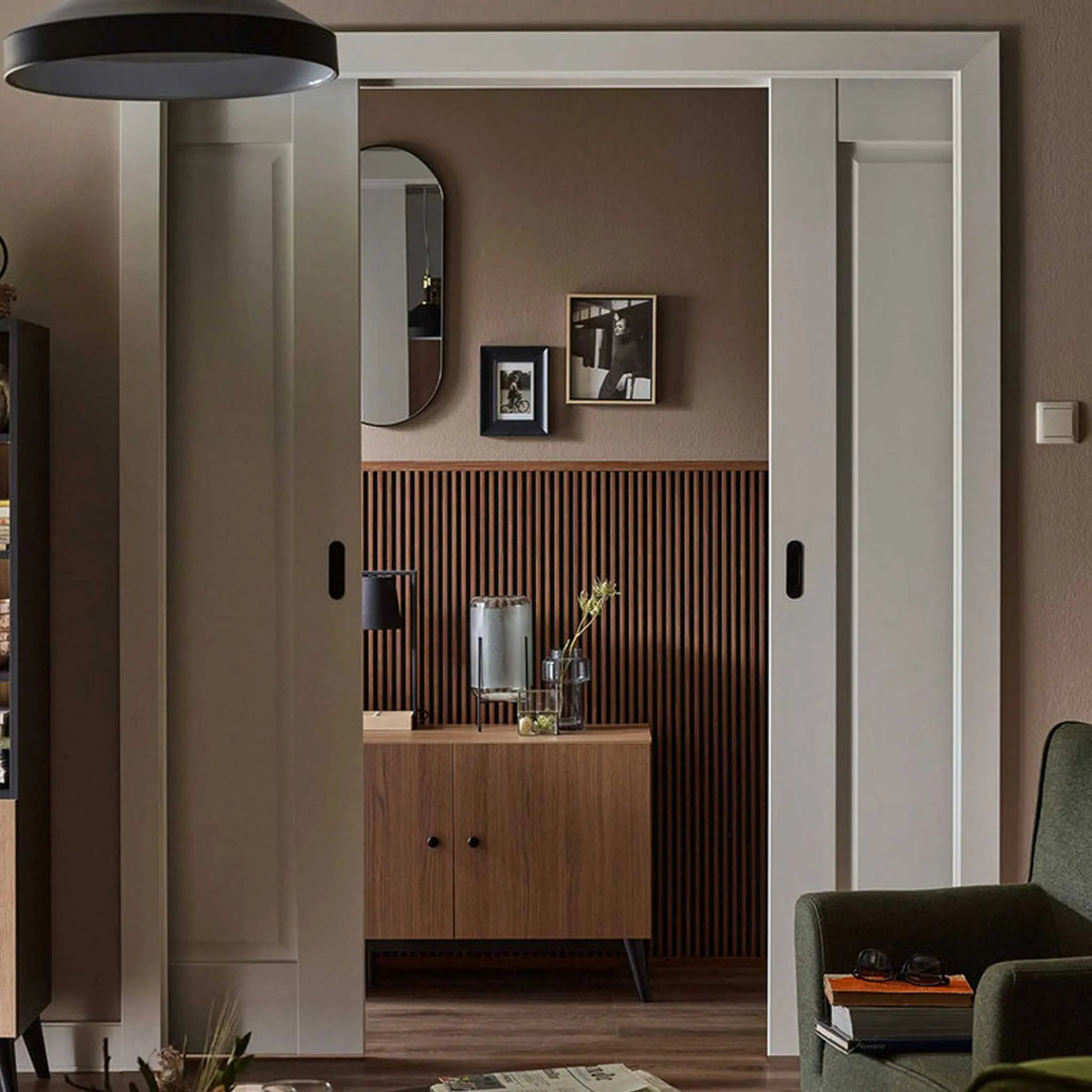 The Decorators: Profil stanga Linerio, S-Line Mocca