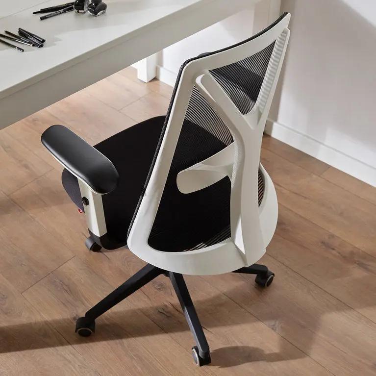 The Decorators: Scaun VOX Nett