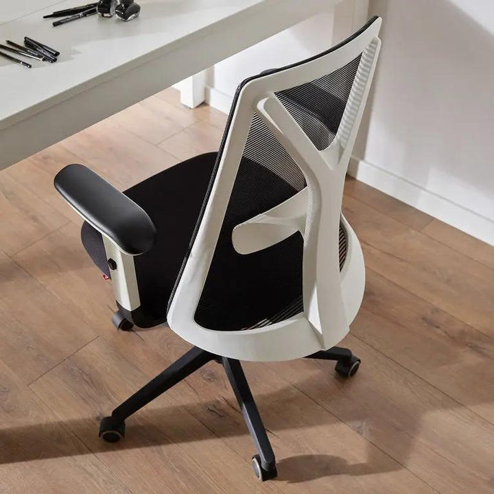 The Decorators: Scaun VOX Nett