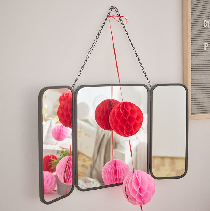 The Decorators: Oglinda suspendata VOX Kikko