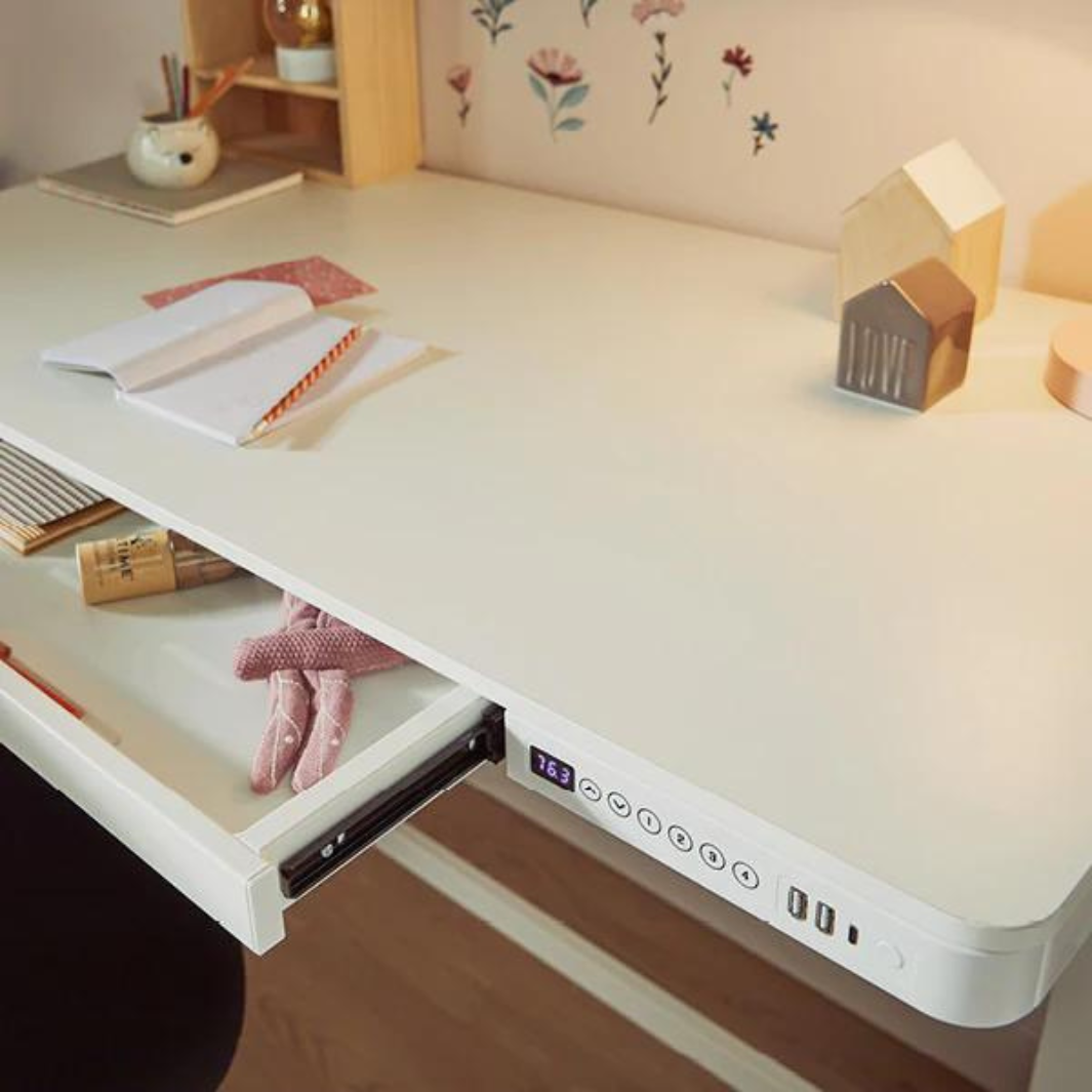 The Decorators: Birou copii ajustabil electric + USB, Rise, alb, 121x60x72-121 cm
