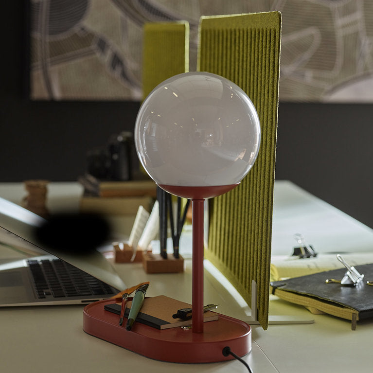 The Decorators: Veioza LED cu USB si suport telefon mobil VOX Bule, rosu
