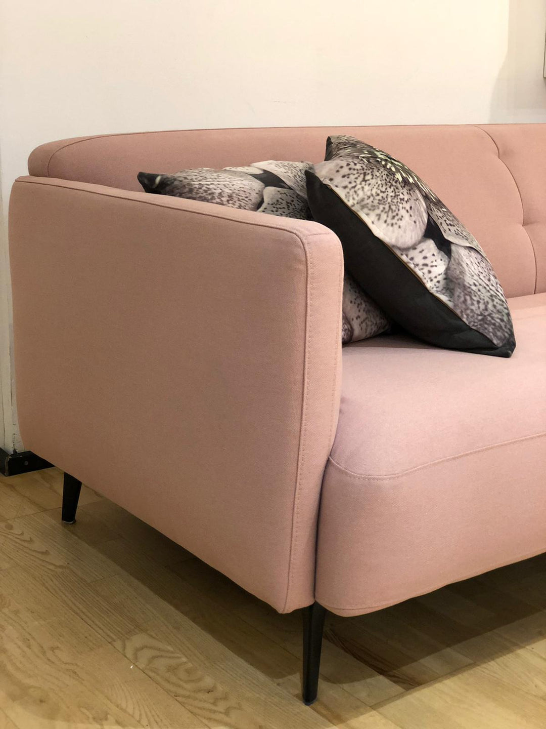 The Decorators: Canapea BoConcept Modena