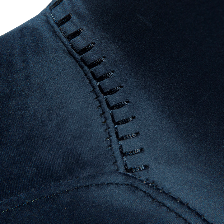 The Decorators: Scaun DanForm HYPE, Midnight blue velvet