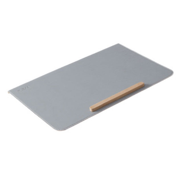 The Decorators: Protectie birou copii, Study, metal, 66x43 cm