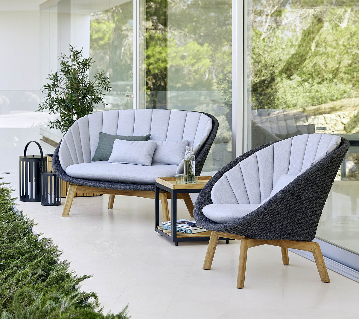 The Decorators: Fotoliu outdoor Cane-line Peacock