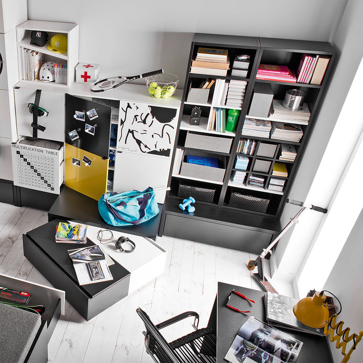 The Decorators: Etajera VOX Young Users